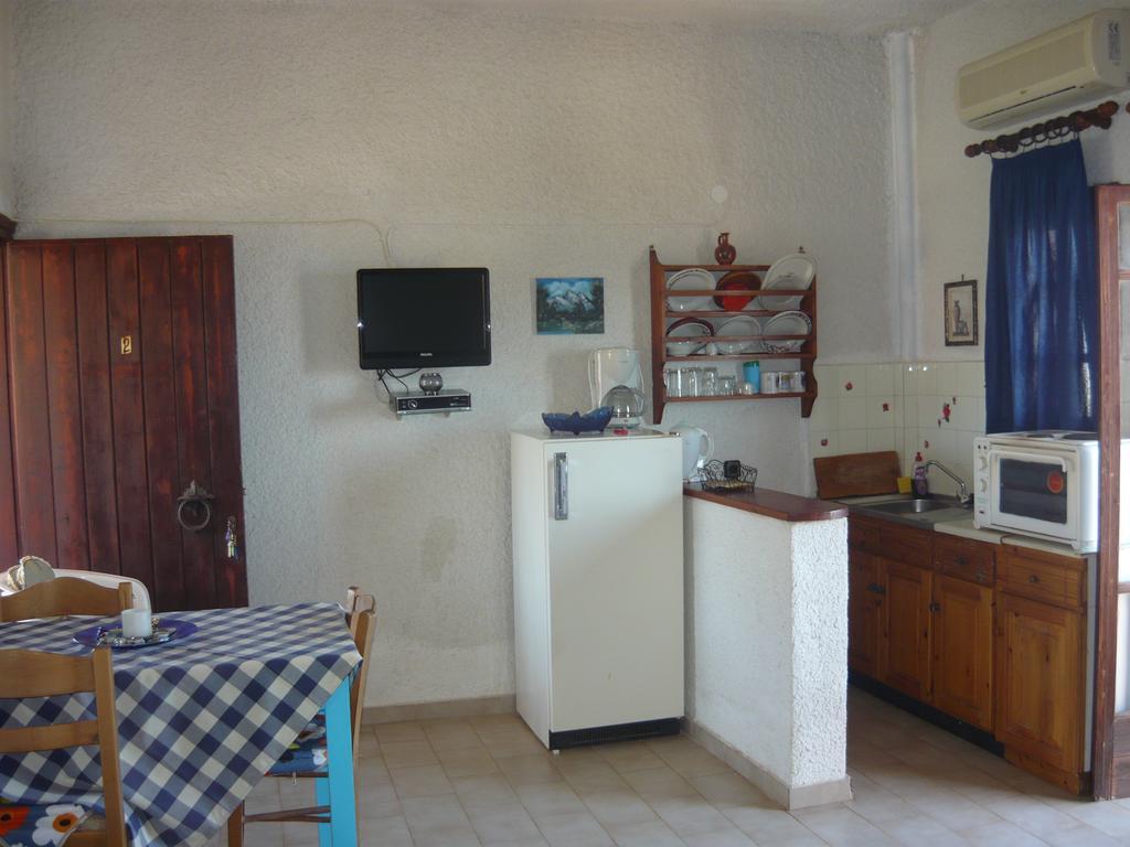 Villa Victoria Makry Gialos  Exterior photo