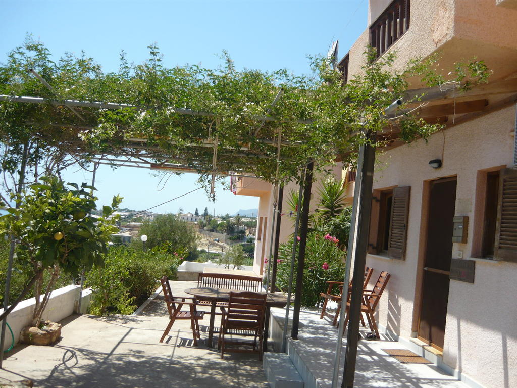 Villa Victoria Makry Gialos  Room photo