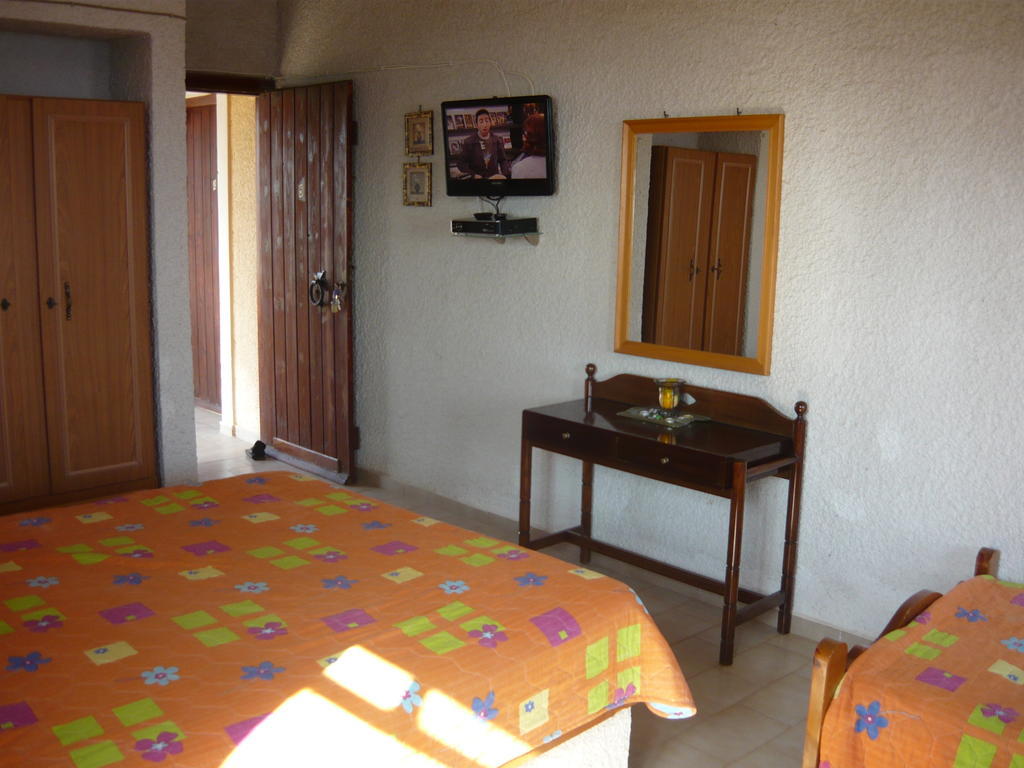 Villa Victoria Makry Gialos  Room photo